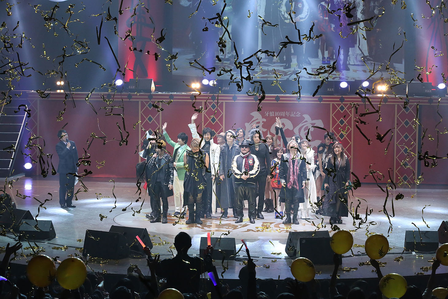 「牙狼10周年記念 魔界ノ宴 －GARO FES.－」の様子。