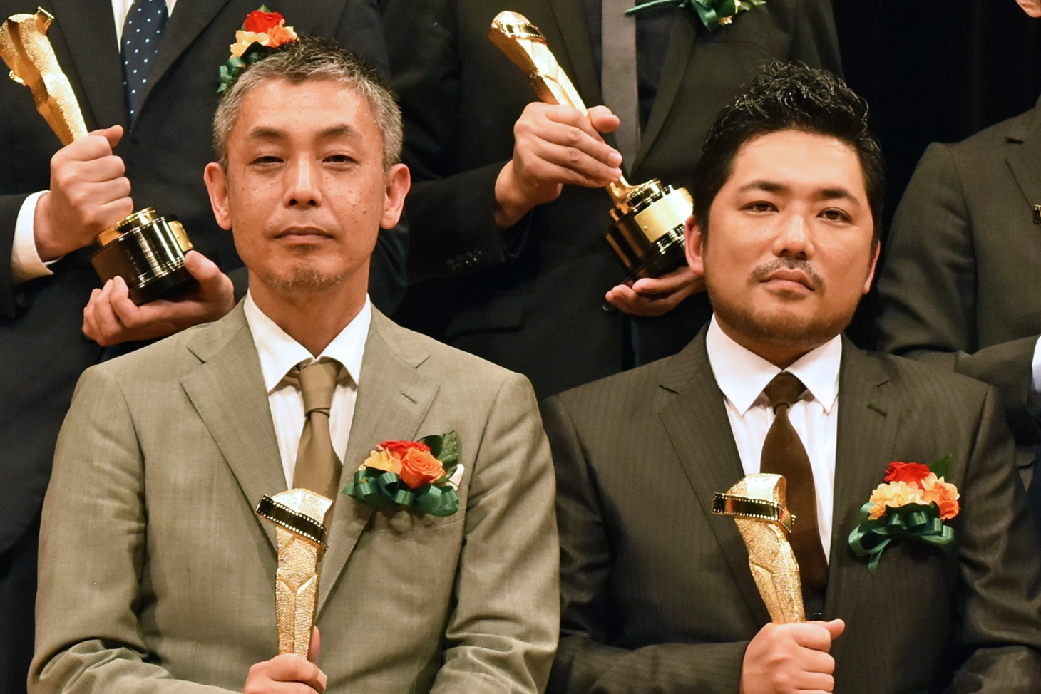 左から橋口亮輔、篠原篤。