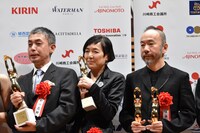 左から橋口亮輔、桃井かおり、塚本晋也。