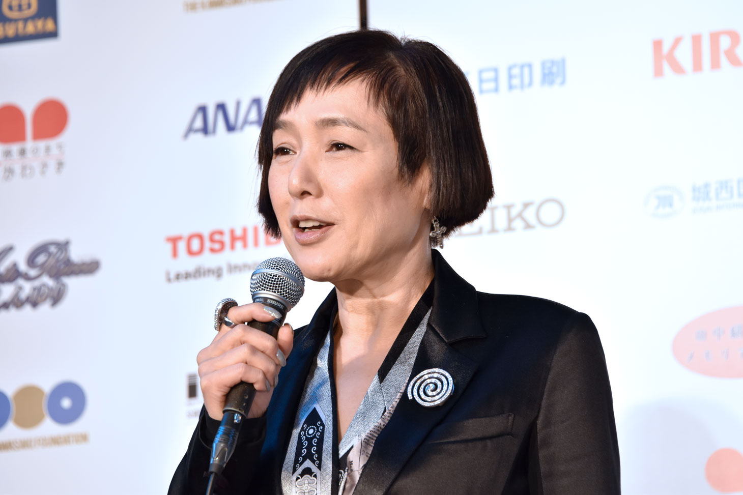 桃井かおり