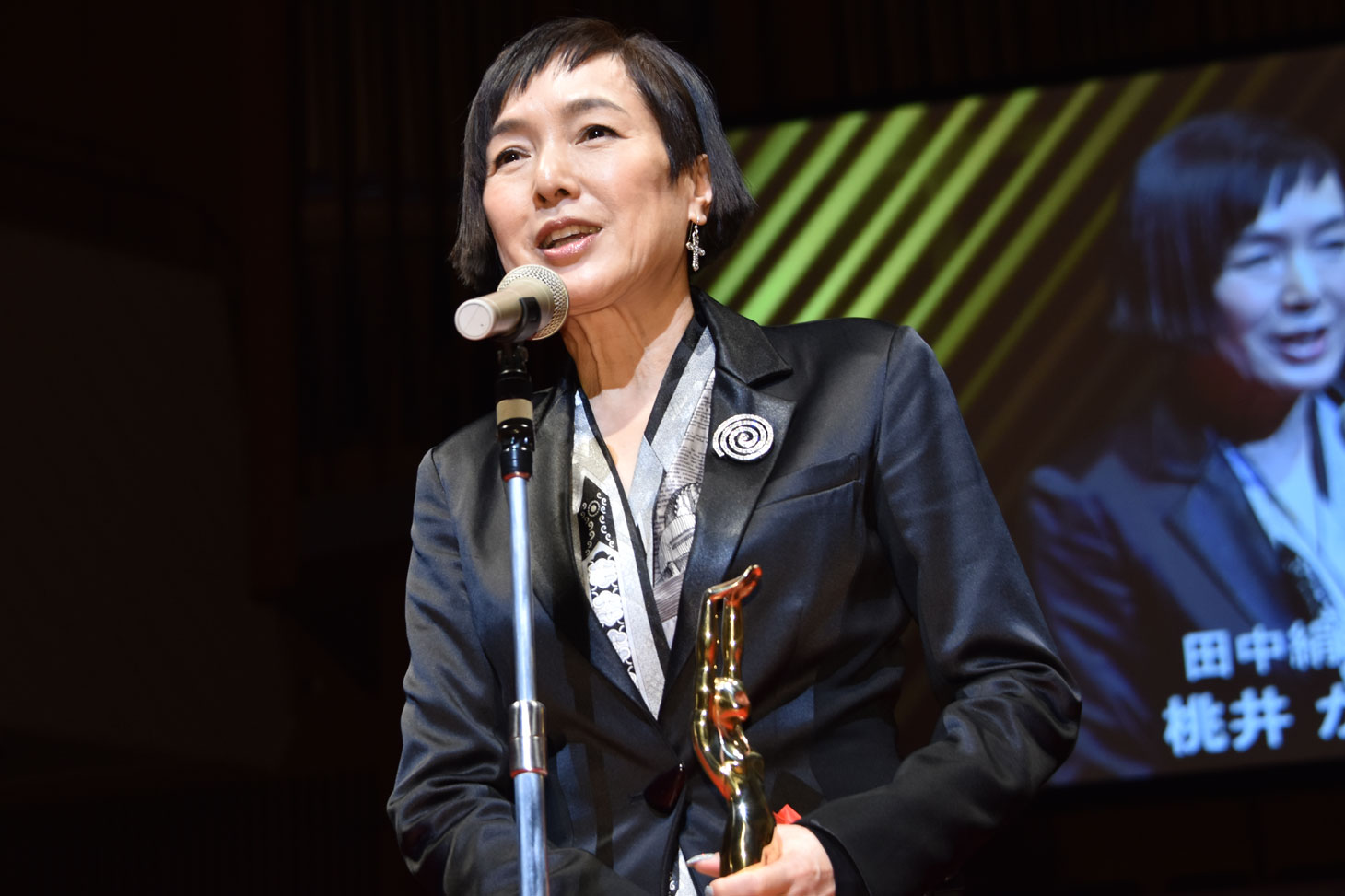 桃井かおり