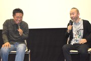 「野火」トークイベントの様子。左から想田和弘、塚本晋也。