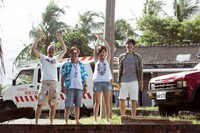 「欠けてる一族」 (c)Three-Giant Production Co Ltd