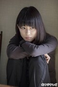 「モンタージュ 三億円事件奇譚」より、芳根京子演じる小田切未来。