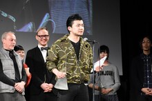 ゆうばり国際ファンタスティック映画祭2016クロージングセレモニーの様子。「孤高の遠吠」でオフシアター・コンペティション部門のグランプリを獲得した小林勇貴。