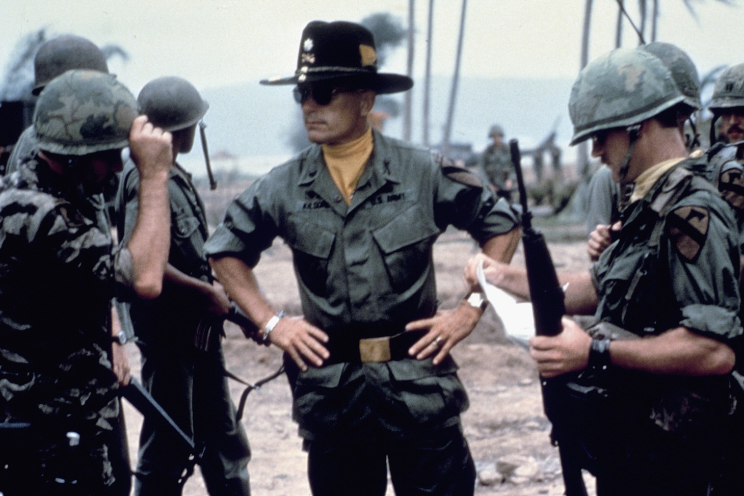 「地獄の黙示録」 (c)1979 Omni Zoetrope. All Rights Reserved.