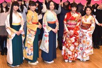 「ちはやふる」ひなまつり前夜祭“ちはや女子会”の様子。