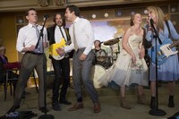 「幸せをつかむ歌」