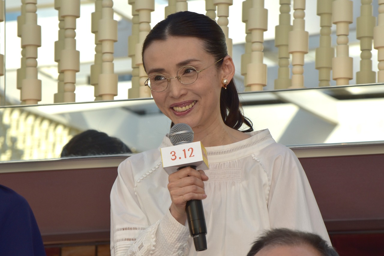 中嶋朋子