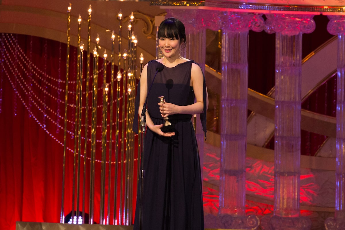 黒木華が日本アカデミー賞最優秀助演女優賞2連覇 授賞式で二宮和也の秘密バラす 映画ナタリー