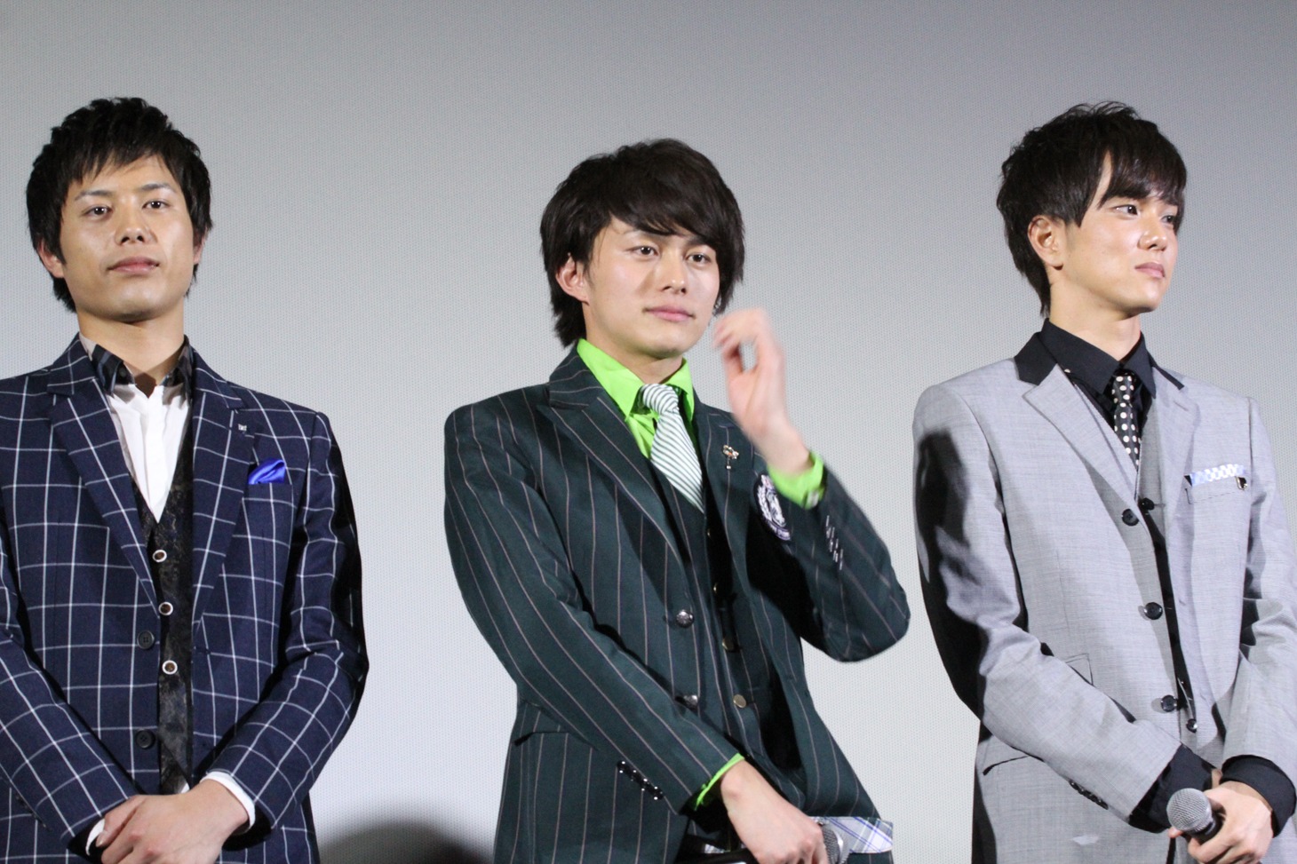 「復讐したい」初日舞台挨拶の様子。