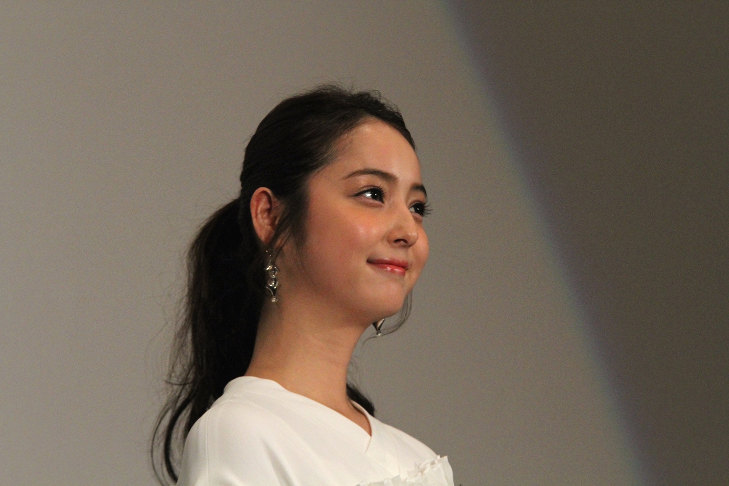 佐々木希が丸裸に!?中村倫也が「星ガ丘ワンダーランド」舞台挨拶で