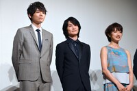 左から古川雄輝、神木隆之介、門脇麦。