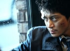 今秋公開の映画「ミュージアム」小栗旬扮する刑事・沢村の場面カット