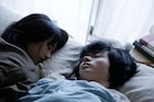 門脇麦×菅田将暉共演「二重生活」、恋人たちの穏やかな寝顔を捉えた場面写真