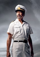 盛田辰郎役の堤真一。