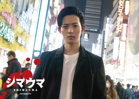 「シマウマ」前売り購入特典のポストカード。(c)2015東映ビデオ