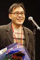 グランプリに選ばれた「豚のような女」の監督、チャン・ムニル。