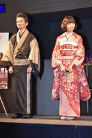 左から石井岳龍、二階堂ふみ。