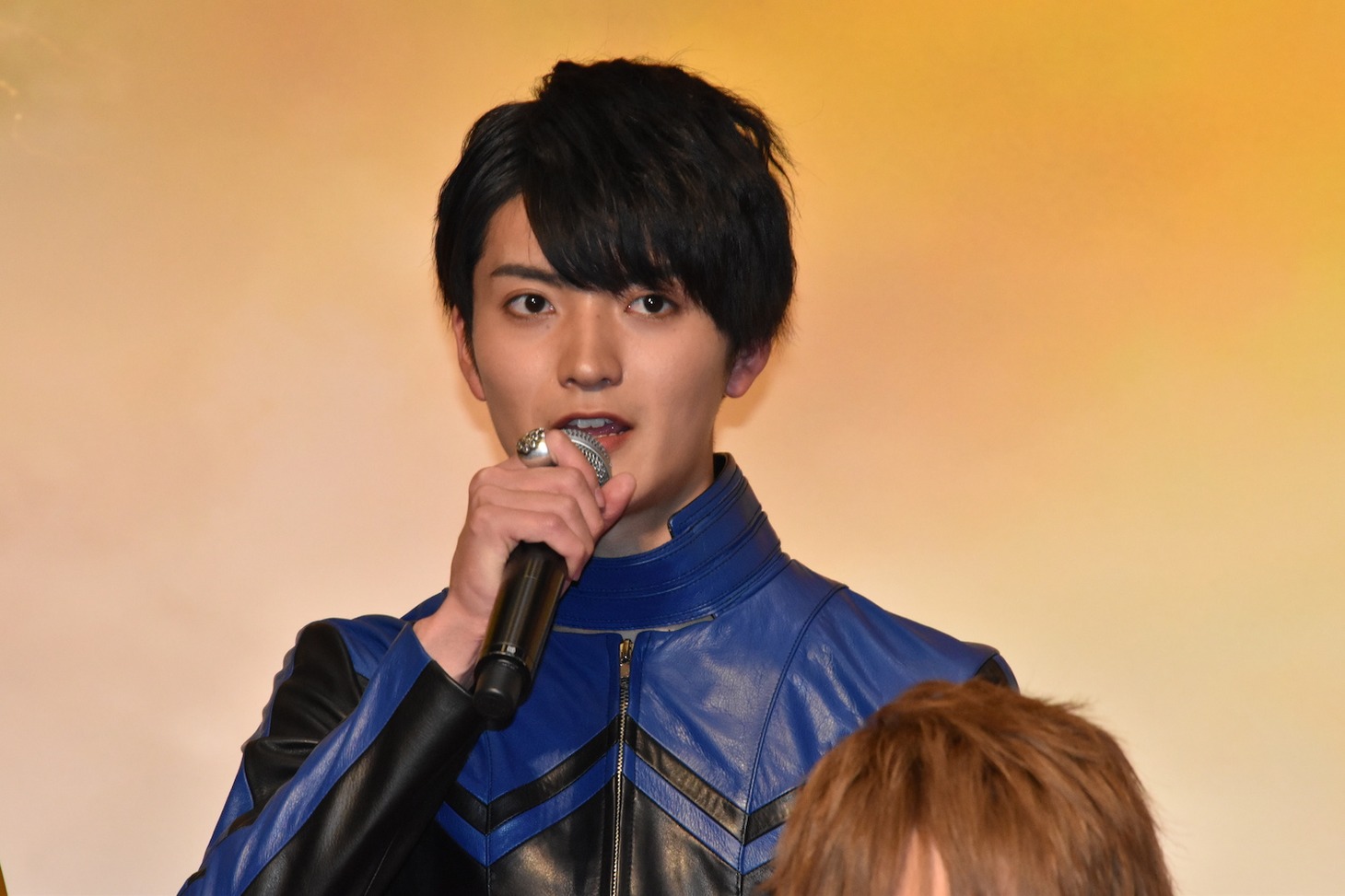 山本涼介