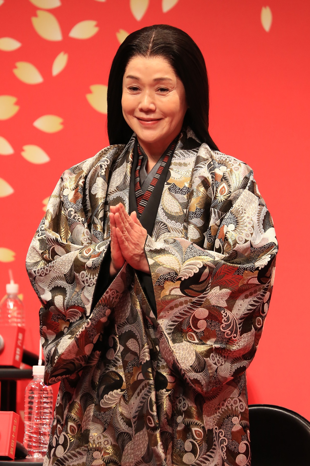 淀殿役の大竹しのぶ。