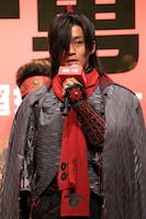 霧隠才蔵役の松坂桃李。