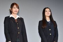 左から中山絵梨奈、高田里穂。