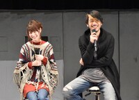 東亜優（左）と谷口賢志（右）。