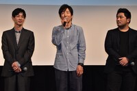 左から加瀬亮、黒田大輔、篠原篤。