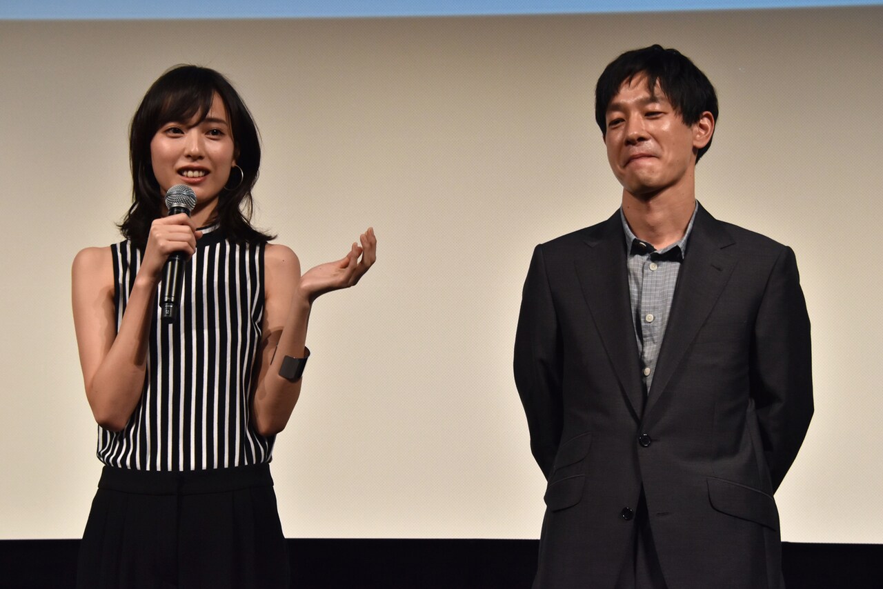 左から戸田恵梨香、加瀬亮。 - 戸田恵梨香が加瀬亮に思わず本音