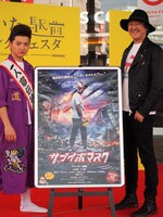 「サブイボマスク」トークショーの様子。