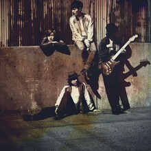 NICO Touches the Walls