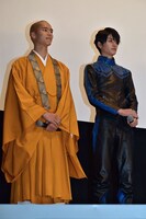 左から柳喬之、山本涼介。