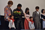 「仮面ライダー1号」初日舞台挨拶の様子。