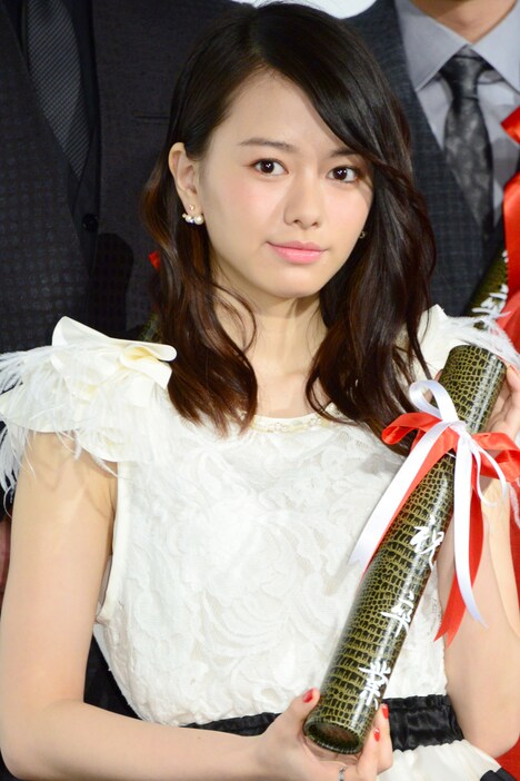 山本舞香