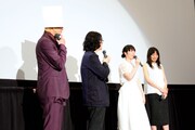 左から綾野剛、岩井俊二、黒木華、Cocco。