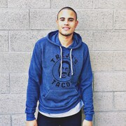 Trejo's Tacosオリジナルフーディー大人用（50ドル）