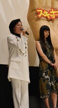 高畑淳子（左）と木村文乃（右）。
