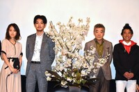 「モヒカン故郷に帰る」東京プレミア上映会の様子。