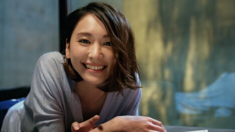 KOSE 70th Anniversary「Tokyo Seven Days」より、新垣結衣。