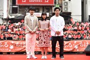 「『ちはやふる』からくれなゐイベント in 大阪」の様子。左から真剣佑、広瀬すず、野村周平。