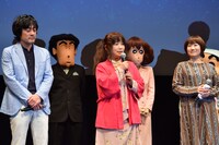 前列左から藤原啓治、ならはしみき、矢島晶子。