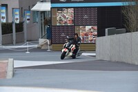 ネオサイクロン号に乗って登場した藤岡弘、。