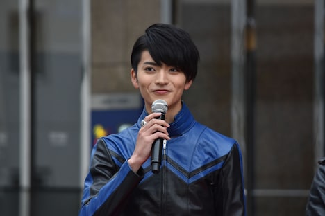 山本涼介