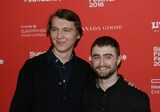 2016年のサンダンス映画祭でのポール・ダノ（左）、ダニエル・ラドクリフ（右）。