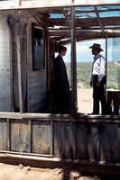 「地球に落ちて来た男」