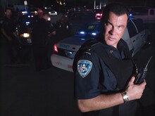 「実録！スティーヴン・セガール 警察24時！」 (c)2009 A&E Television Networks. LLC. All Rights Reserved.