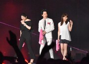 「GirlsAward 2016 SPRING / SUMMER」より、「アイアムアヒーロー」スペシャルステージの様子。
