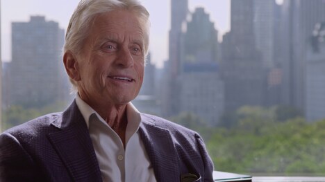 「健さん」よりマイケル・ダグラス。