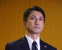 「シン・ゴジラ」より、外務省官僚役の神尾佑。